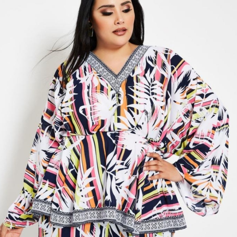 PRETTY 🌸 BOHO BELL SLEEVED TUNIC TOP 🌸 26/28 NWT